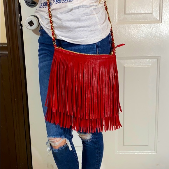 Red fringe purse - Picture 2 of 12